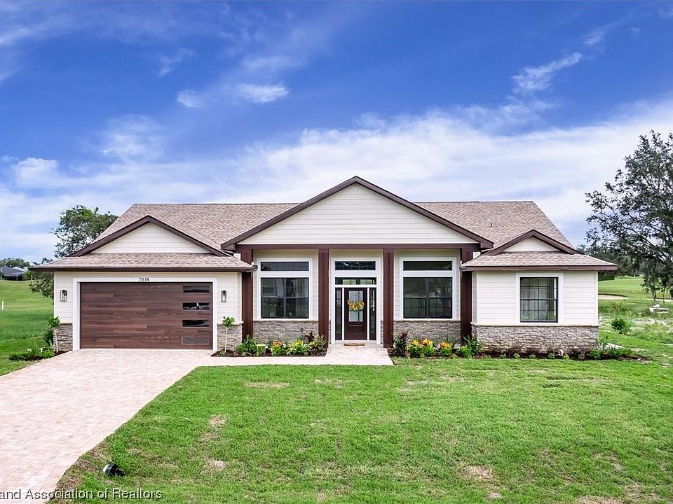 1st image of 7038 Strafford Oaks Dr