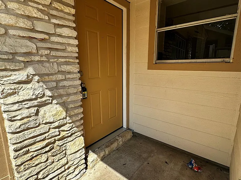 2202 Donahue Ln #A — Photo 3