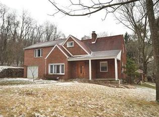 6492 Poketa Rd, Verona, PA 15147