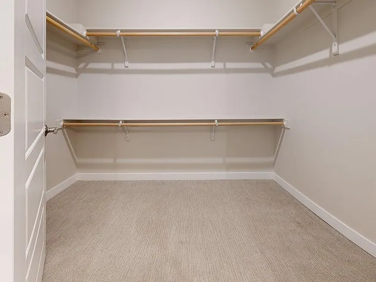 Aspen | Walk-in Closet Aspen | Walk-in Closet