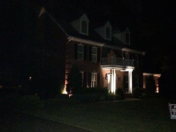 2nd image of 2100 Glenwood Dr
