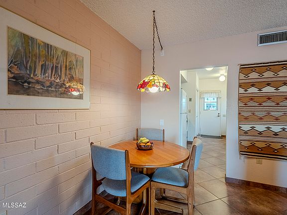 4th image of 466 N Calle De Las Profetas