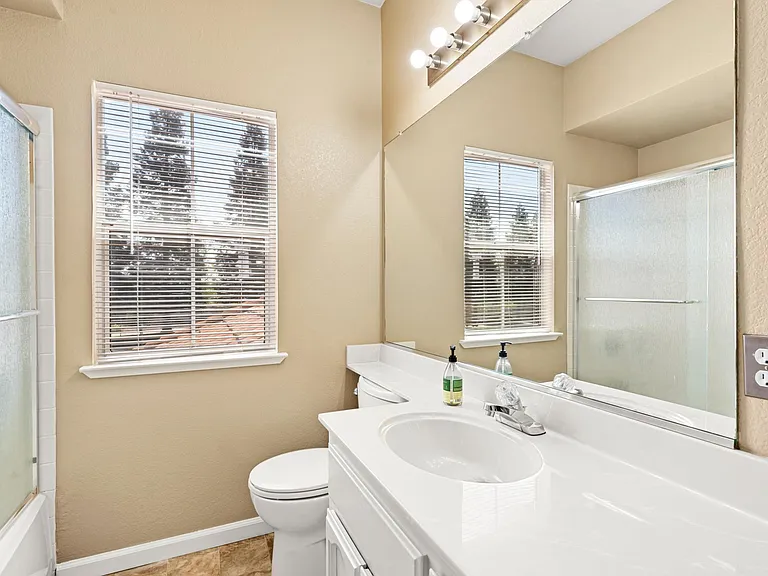 142 Kennerly Way — Photo 14