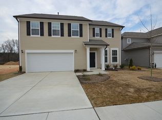 308 Avery Glenn Way, Fuquay Varina, NC 27526