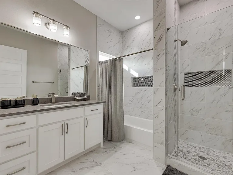 3420 Nomas St — Photo 31