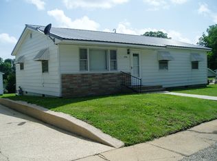 194 W Crumb Ave, Puxico, MO 63960