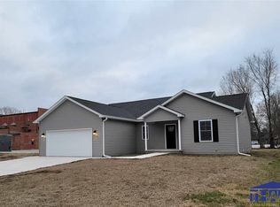 2943 Farrington Ct, Terre Haute, IN 47803
