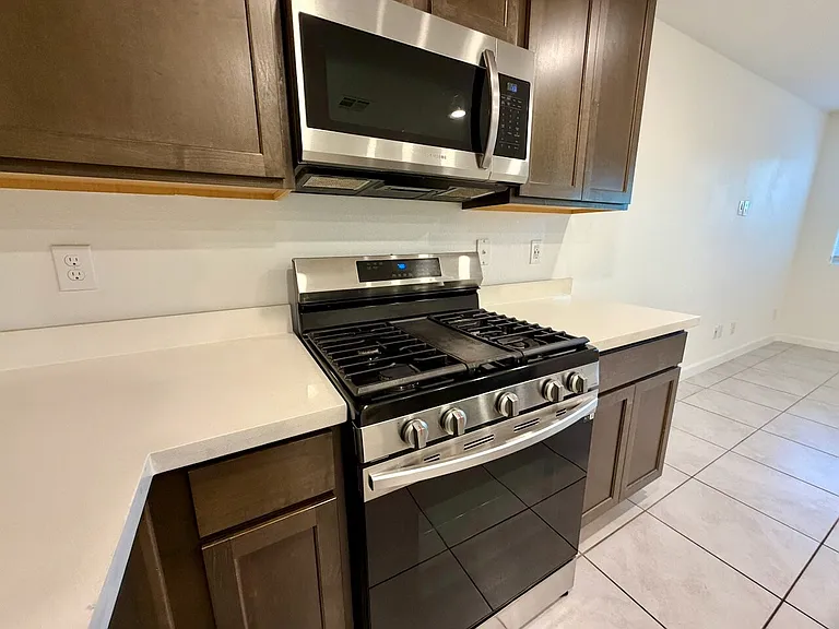 669 Pickled Pepper Pl — Photo 10