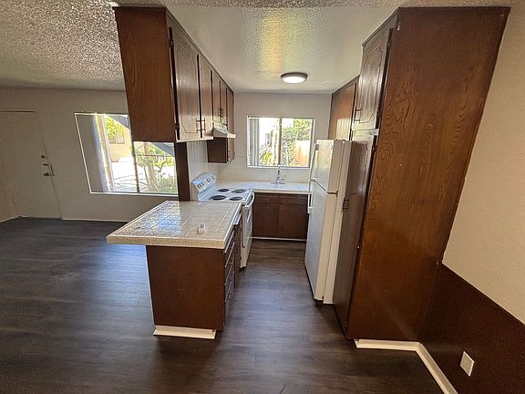 4th image of 4178 Kansas St #7