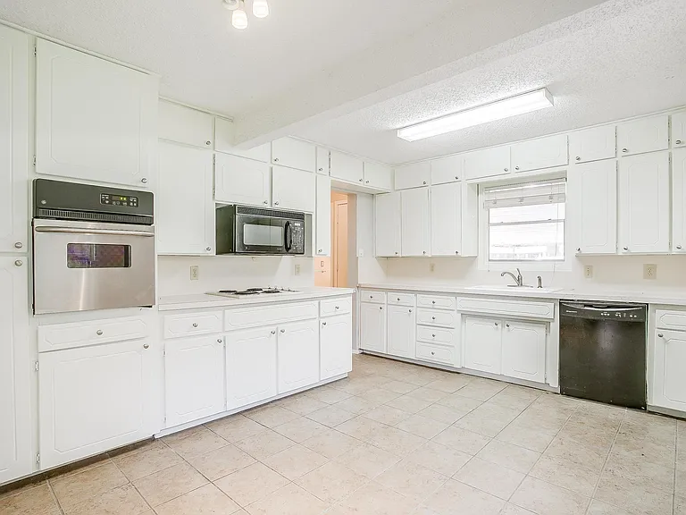 3132 Greene Ave #A — Photo 7