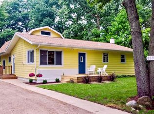 15920 Prusa Rd, Union Pier, MI 49129