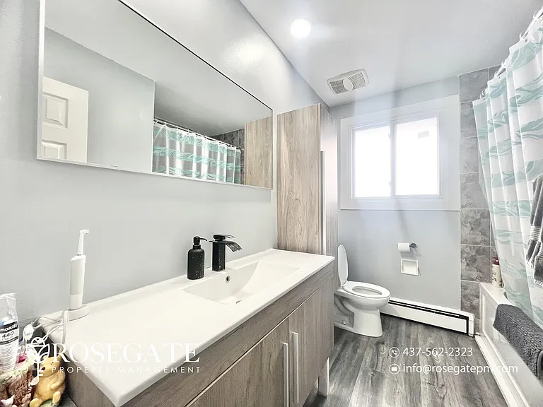318 Erb St W #3 — Photo 15