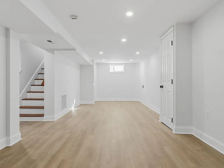 5633 Jamestown Rd — Photo 29