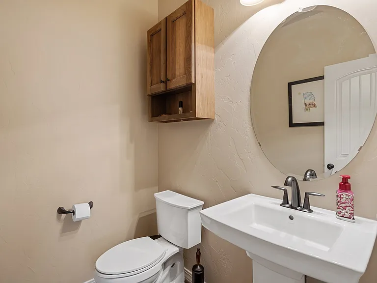 2156 Villa Creek Cir — Photo 15