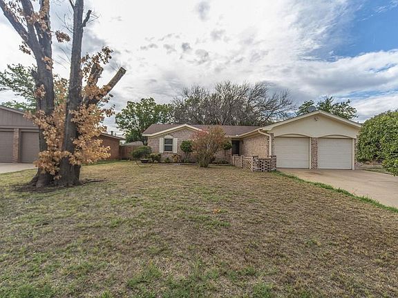 2nd image of 4310 Mary Lou Ln