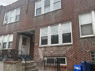 5934 N Leithgow St, Philadelphia, PA 19120