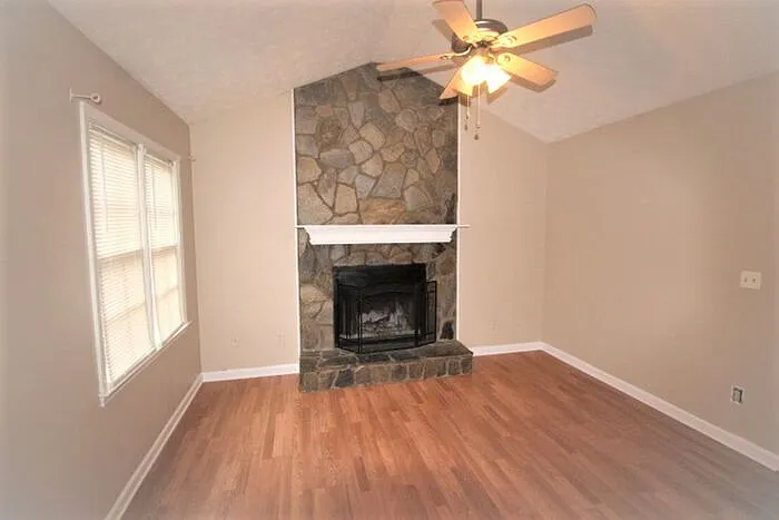 1 bed, 1.0 bath, 624 sqft, $1,395 — Photo 3