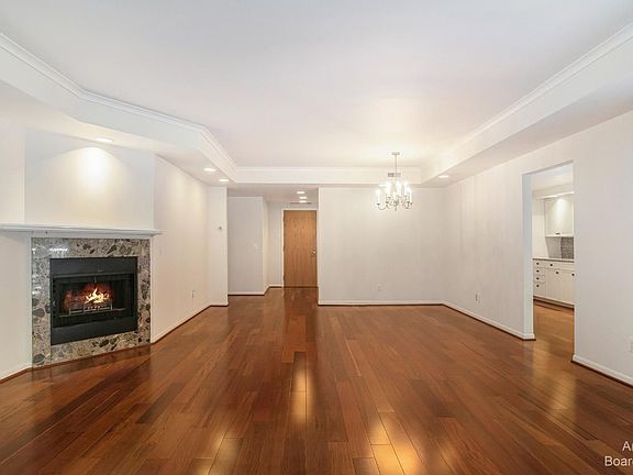 4th image of 3000 Glazier Way APT 250