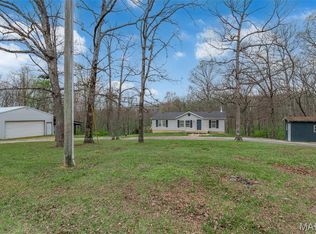 25847 Pendleton Forest Rd, Warrenton, MO 63383