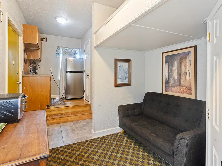 1710 Speedway Ave — Photo 4