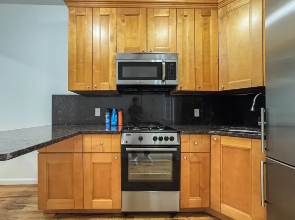 126 Withers Street image 2 of 26