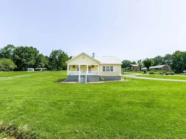 (undisclosed Address), Hurt, VA 24563