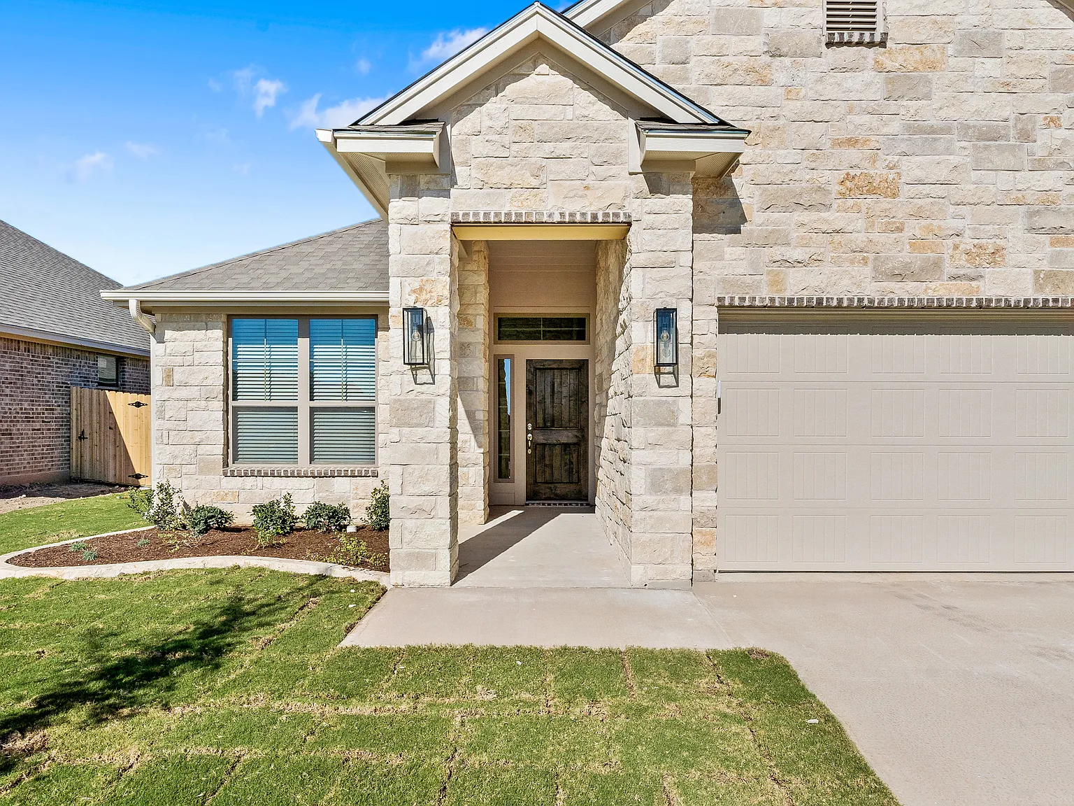 7228 Caladium Drive - 1 — Photo 2