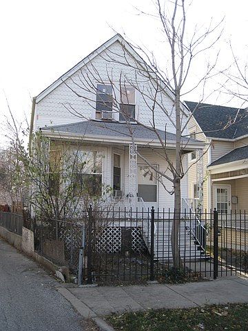 1st image of 2515 W Winona St