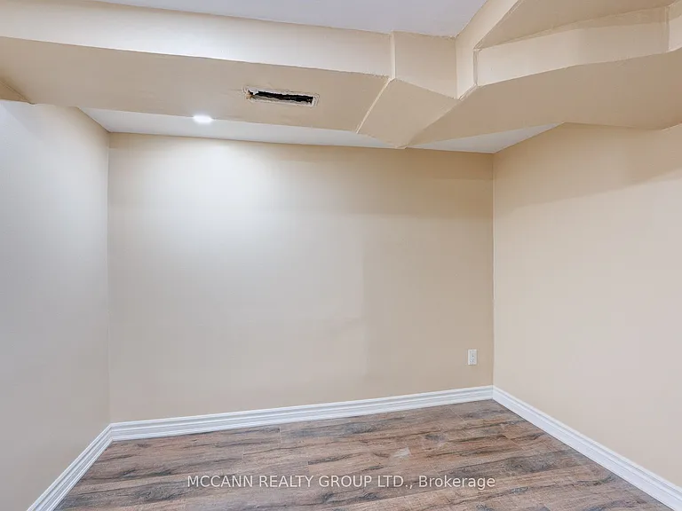 301 Robina Ave #BSMNT — Photo 10