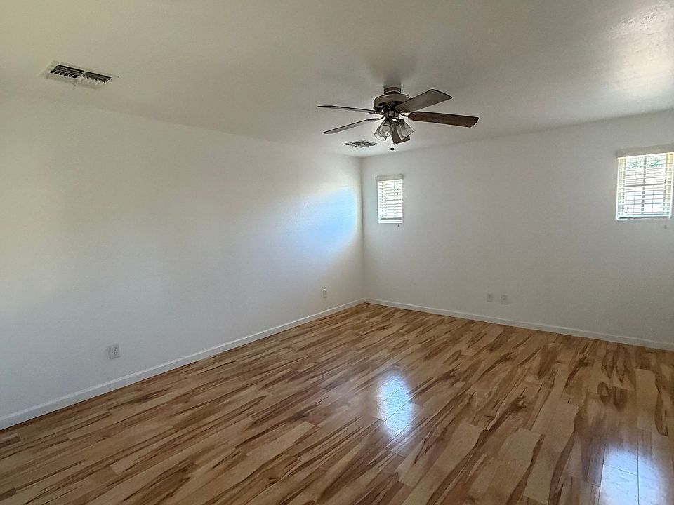 1st image of 7809 W Palm Ln