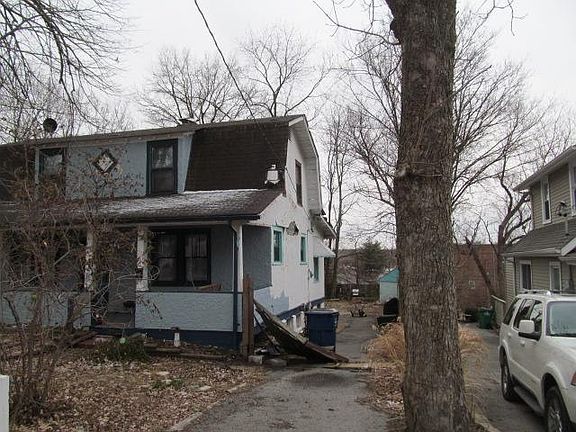 2nd image of 9224 Shortridge Ave