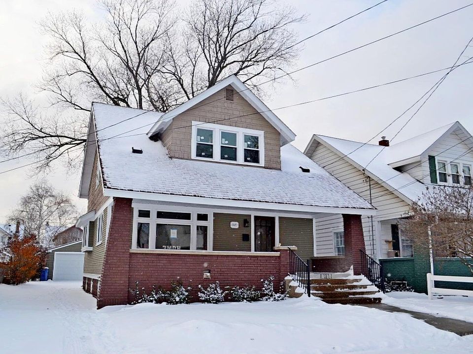 1st image of 1523 Fremont Ave NW