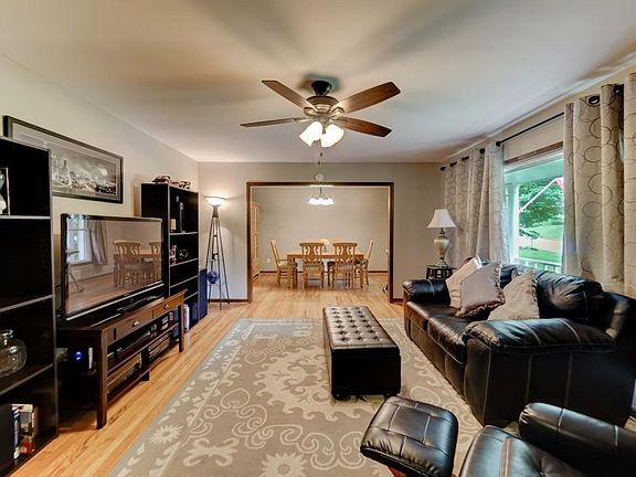 4th image of 4253 Honeysuckle Dr SE