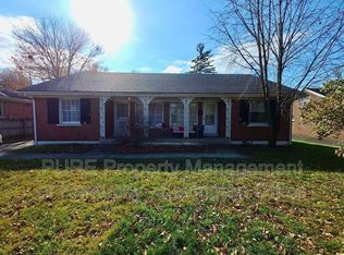 114 Greenbriar Rd, Lexington, KY 40503