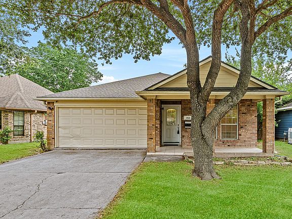 3rd image of 3521 Lydia St