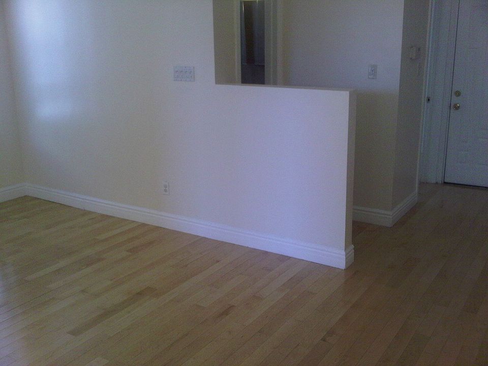 Building Photo 3