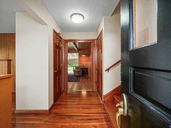 5th image of 4225 Duane Dr S