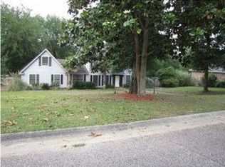9850 Hollowbrook Dr, Pensacola, FL 32514