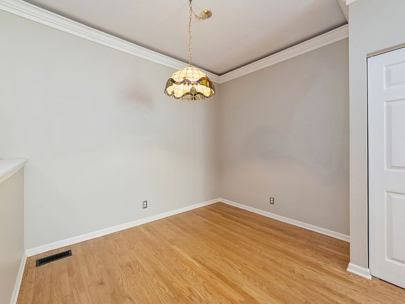 4th image of 1848 Lucylle Ct