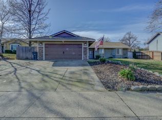 1708 Mary Lake Dr, Redding, CA 96001