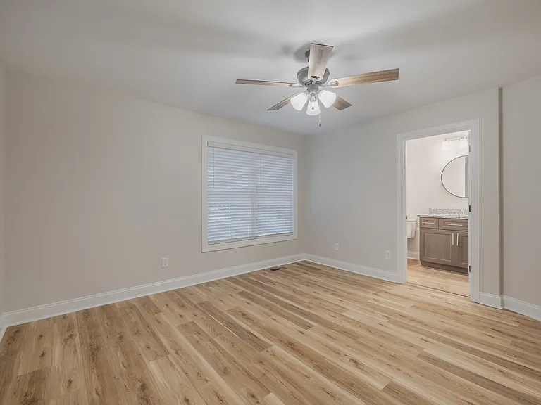 454 Wren Creek Ct — Photo 8