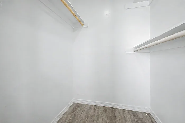 8819 W Avalon Dr — Photo 8