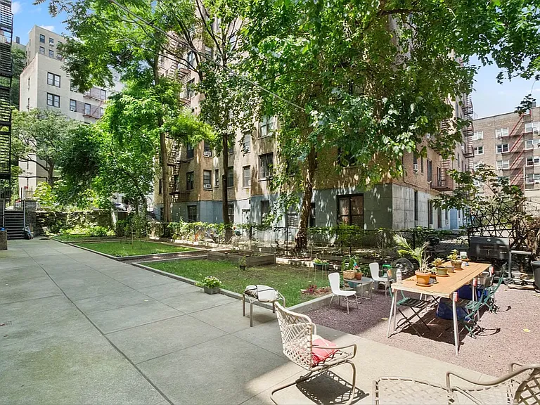 725 W 184th St #3M — Photo 11