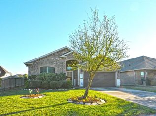 18215 Redoak Manor Ln, Cypress, TX 77433