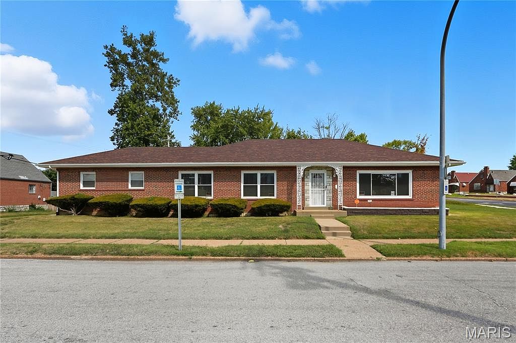 1501 Switzer Ave, Saint Louis, MO 63147 | Zillow