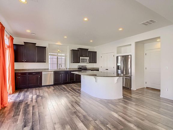 5th image of 4647 Walden Way