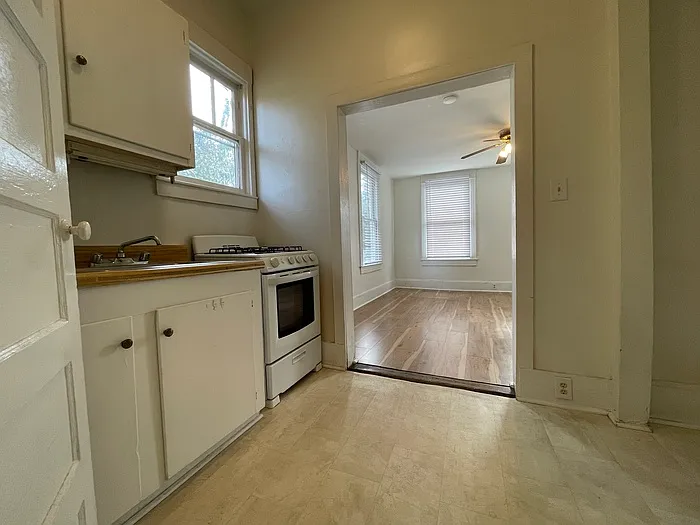 520 Holly St #4 — Photo 4