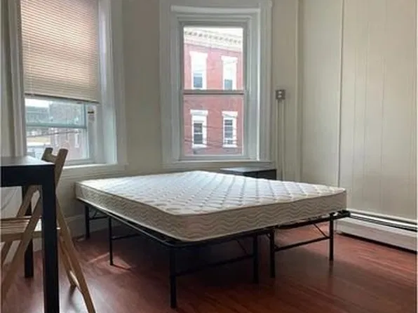 5 Mark St APT 2, Boston, MA 02130