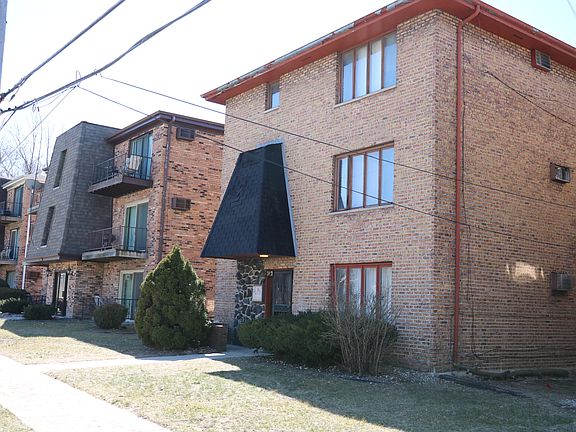 2nd image of 664 Clyde Ave