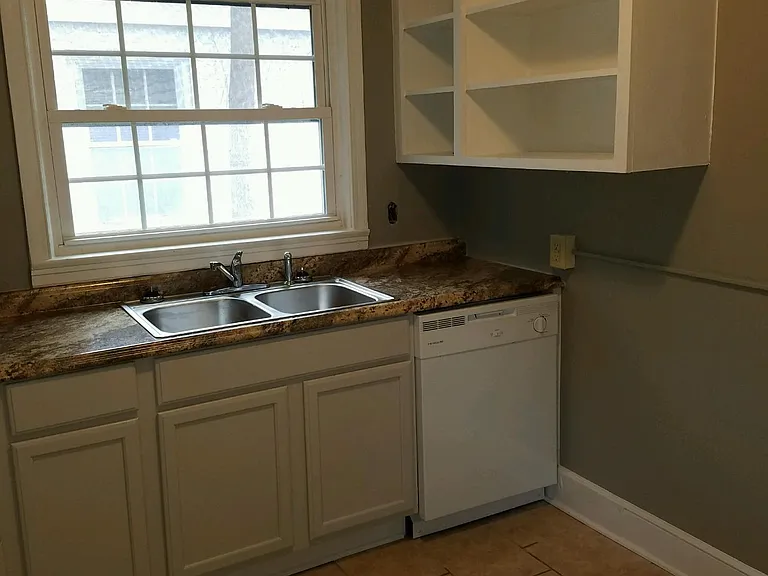 3004 Peebles Dr — Photo 3